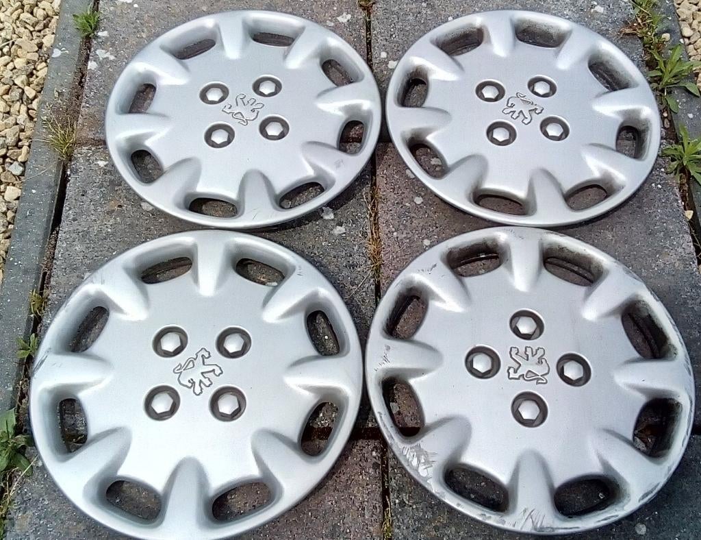 Lot de 4 enjoliveurs pour voitures, Autos : Divers, Enjoliveurs, Enlèvement, Utilisé