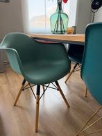 4 eetkamerstoelen Vitra DAW armchair., Huis en Inrichting, Stoelen, Ophalen