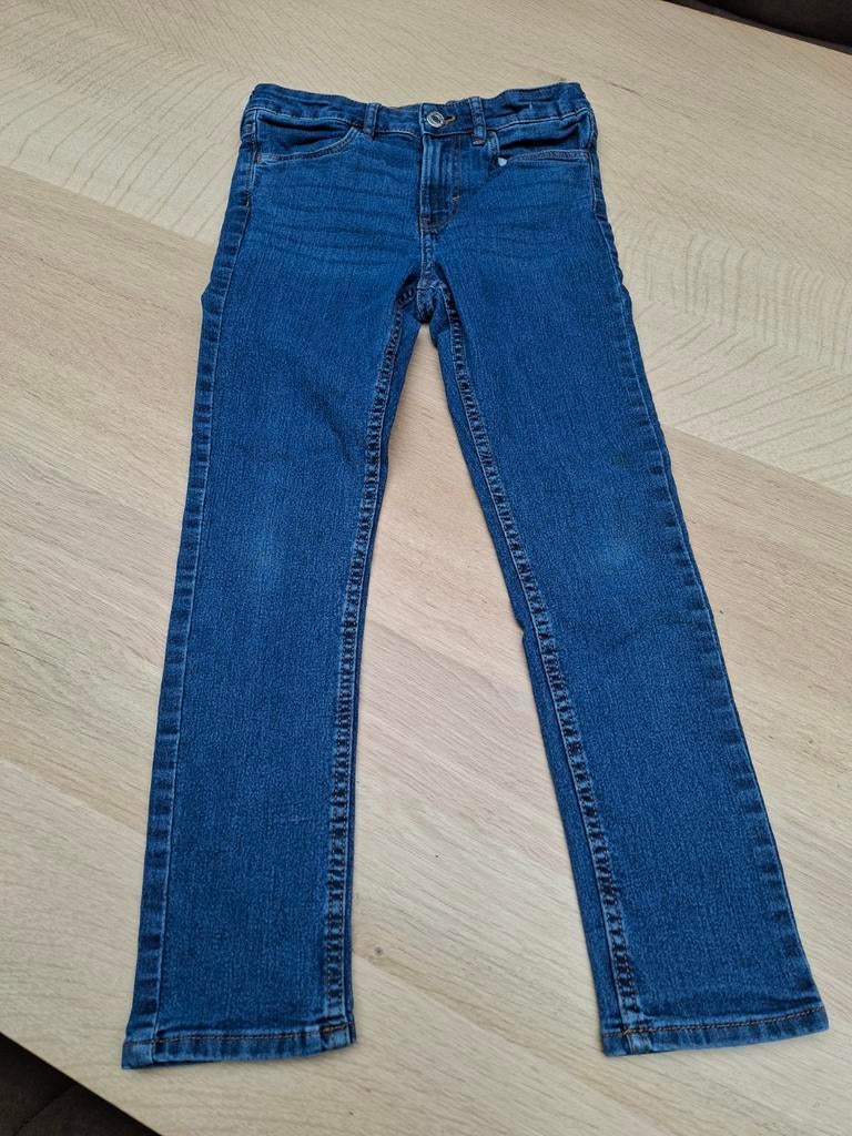 Jean skinny fit M134, Enfants & Bébés, Vêtements enfant | Taille 134, Pantalon, Garçon, Enlèvement ou Envoi, H&M