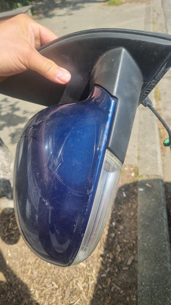 Golf 5 retroviseur gauche et droit