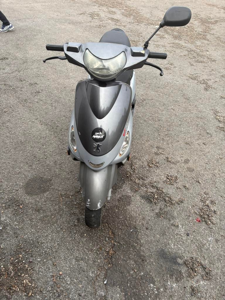 Peugeot V-Clic — Starten nikkel — Goede staat, Overige modellen, Klasse A (25 km/u), Ophalen of Verzenden, Zo goed als nieuw