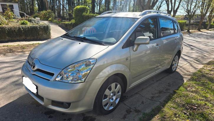 Toyota corolla verso AUTOMATIQUE 7 places PRÊT À IMMAt AIRCO, Auto's, Toyota, Particulier, Corolla, ABS, Airbags, Airconditioning