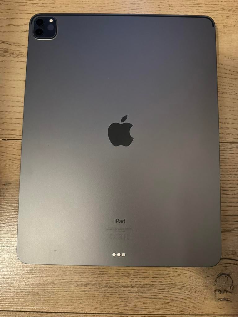 iPad Pro 12.9 M1 128GB+apple pencil & logitech etui clavier, Enlèvement ou Envoi, Comme neuf