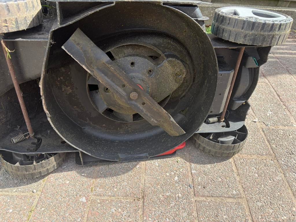 Bosh grasmachine, Ophalen