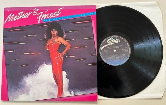LP MOTHER'S FINEST, ONE MOTHER TO ANOTHER , FUNK ROCK, 12 pouces, Pop rock, Enlèvement ou Envoi, 1980 - 1989