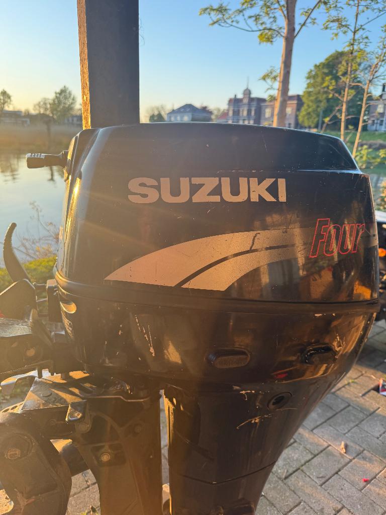 Buitenboordmotor Suzuki df25 4takt langstaart Defect, Watersport en Boten, Ophalen, 10 tot 30 pk, Gebruikt, Viertaktmotor