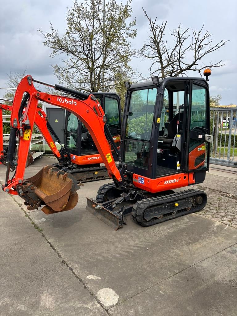 2x Kubota KX019-4 minigraver graafmachine 2022 kraantje, Ophalen, Graafmachine