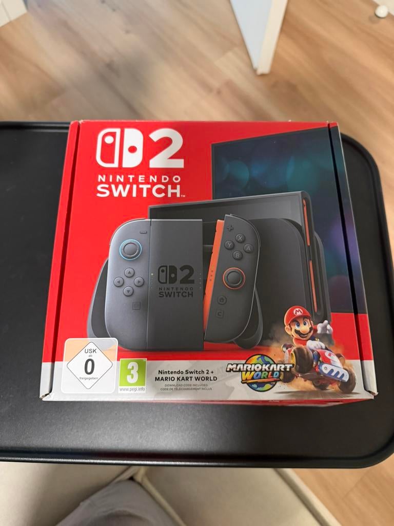 Nintendo Switch 2 + Pro Controller 2 + 2 games, Ophalen, Zo goed als nieuw, Switch