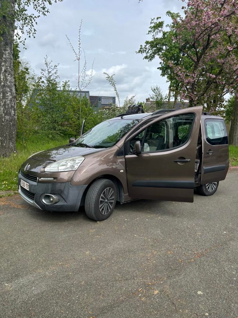 Peugeot Partner essence, Euro 5, Achat, 5 portes, Particulier