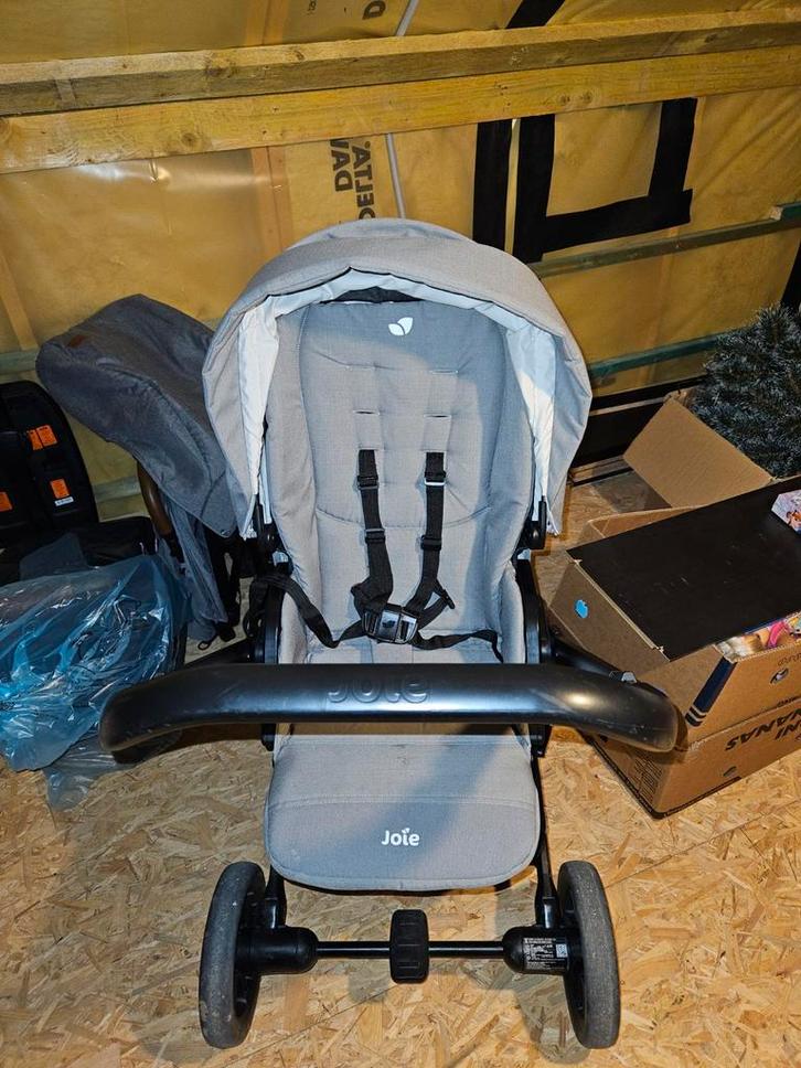 Poussette Joie, Enfants & Bébés, Poussettes & Combinaisons, Poussette, Enlèvement