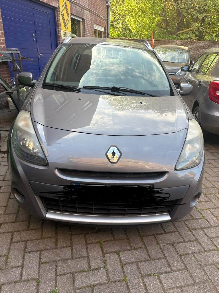 Très belle Clio break, Autos, Renault, Achat, Entreprise, Boîte manuelle, 5 portes