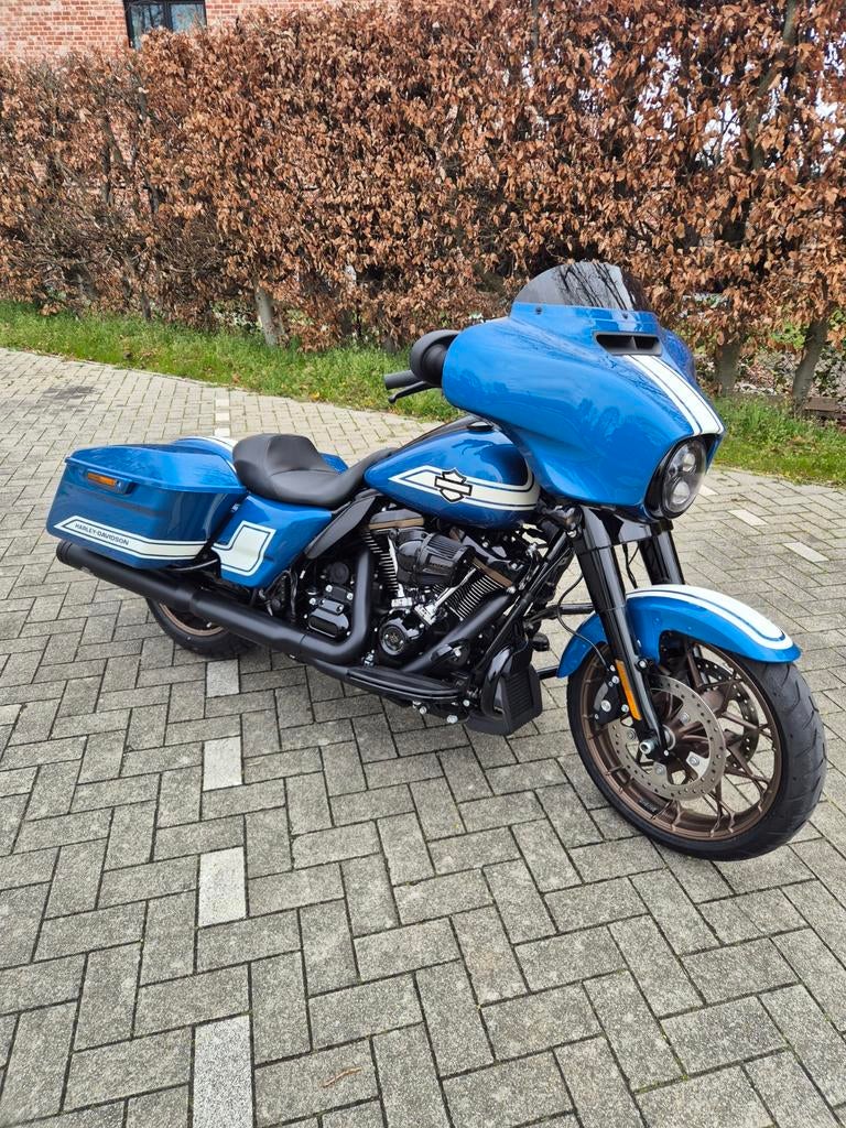 Harley Davidson Street Glide ST Fast Johnnie (nieuw), Particulier