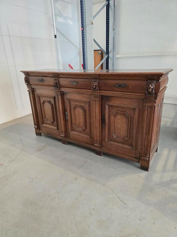 Antieke kast 17e eeuw Renaissance, Antiek en Kunst, Antiek | Woonaccessoires, Ophalen