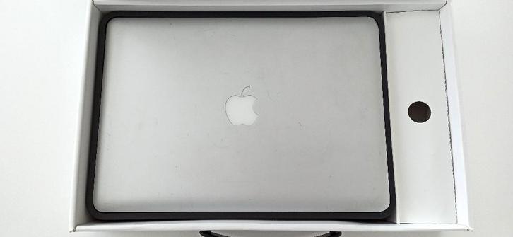 Apple macbook pro (incl verpakking), Computers en Software, Apple Macbooks, Gebruikt, MacBook Pro, Ophalen