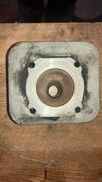 Standaar cillinderkop van piaggio 50cc 2 takt, Fietsen en Brommers, Ophalen, Zo goed als nieuw