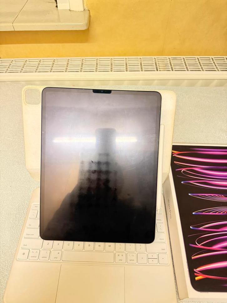 Ipad pro 12.9 inch 6e generatie, Computers en Software, Apple iPads, Zo goed als nieuw, Apple iPad Pro, Wi-Fi, 12 inch, 128 GB