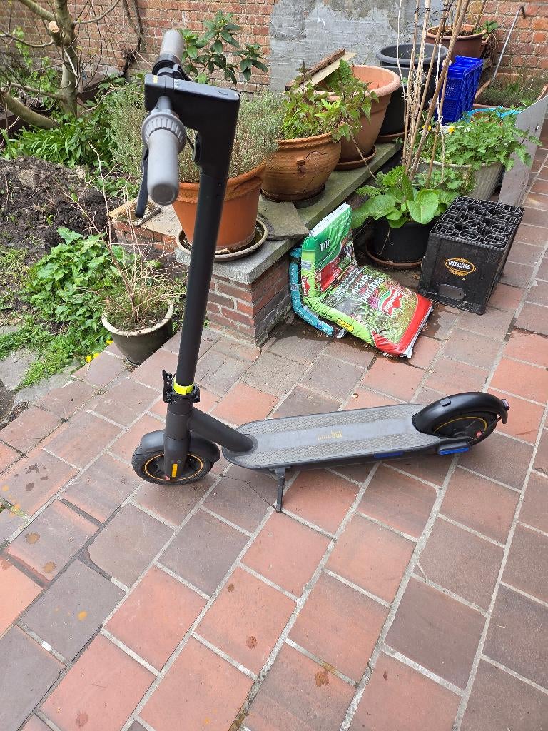 Segway NINBOD  G30  Step, Fietsen en Brommers, Steps, Ophalen, Zo goed als nieuw, Elektrische step (E-scooter), Segway ninebot