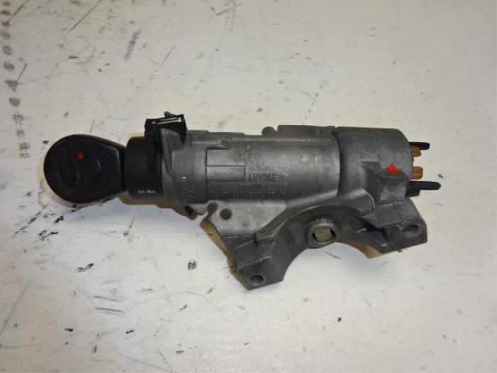 Serrure de contact + clé d'un Seat Ibiza, -, 3 mois de garantie, Utilisé, -