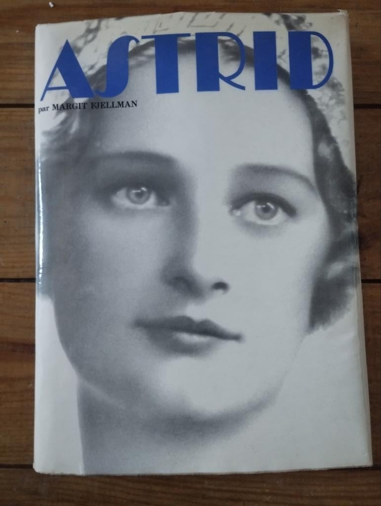 La Reine Astrid par Margit Fjellman, Livres, Enlèvement ou Envoi