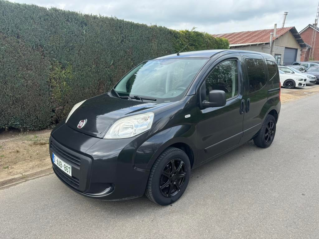 Fiat Qubo | 1.3diesel | Automaat | Euro6B | Airco |145.000km, Autos, Fiat, Achat, Capteur de lumière, Euro 6, Noir