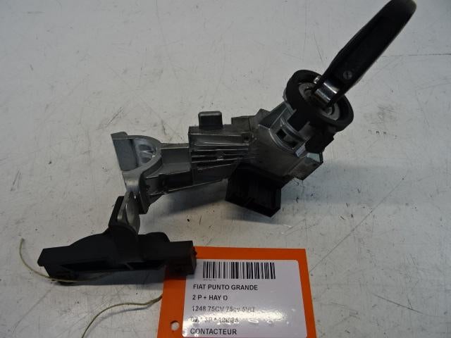 CONTACTSLOT Fiat Grande Punto (199) (01-2005/06-2013), Gebruikt, Fiat