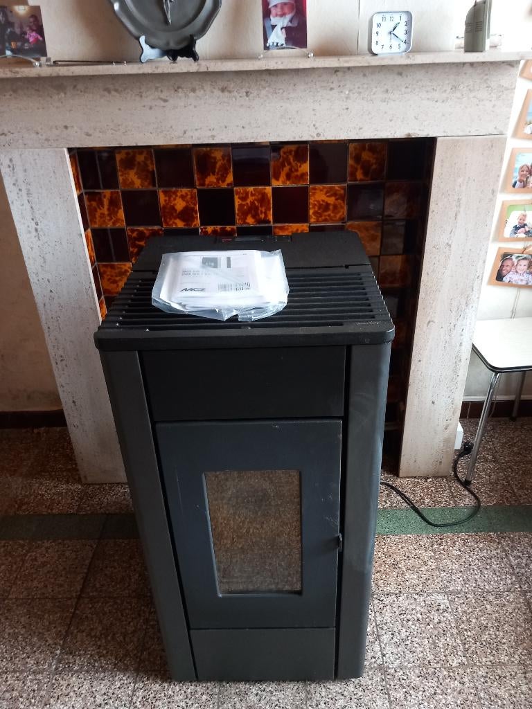 Pelletkachel MCZ May Air 7, Maison & Meubles, Poêles, Autres carburants, Enlèvement, Utilisé, Poêle à granulés