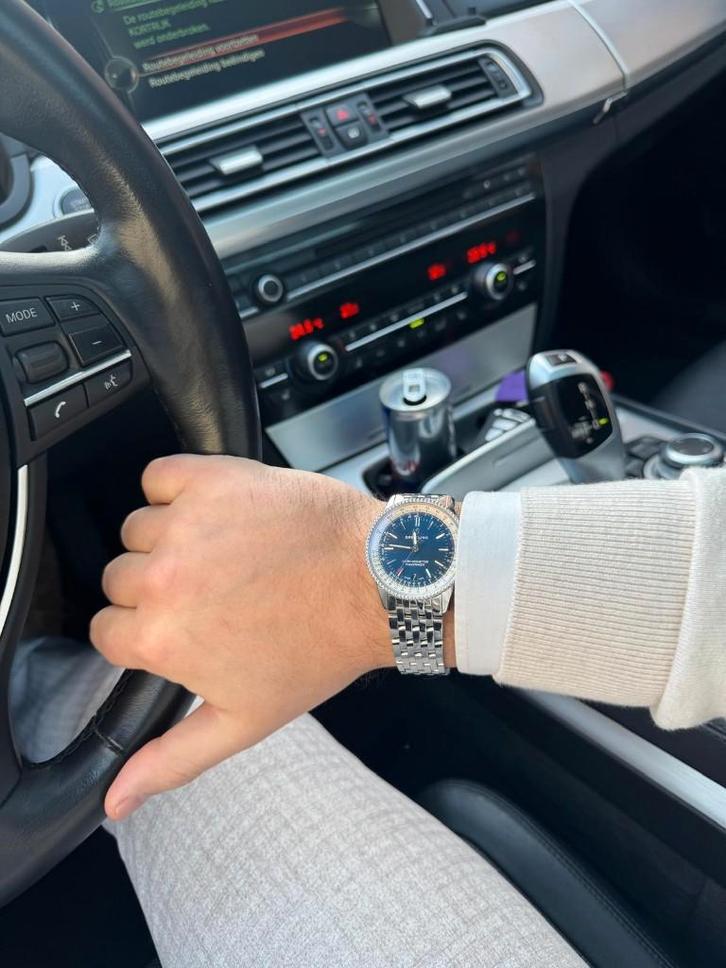 BREITLING NAVITIMER 38mm * BLUE DIAL  * 3/2025 *, Handtassen en Accessoires, Horloges | Heren, Zo goed als nieuw, Polshorloge