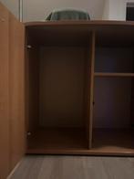 Armoire GRATUITE, Enlèvement, Utilisé, Autres essences de bois, Avec tablette(s)
