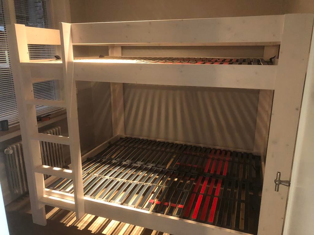 4 persoons stapelbed, supersterk, 100% massief hout, Huis en Inrichting, Slaapkamer | Stapelbedden en Hoogslapers, Ophalen, Nieuw