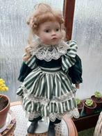 Poupée en porcelaine, Enlèvement, Poupée