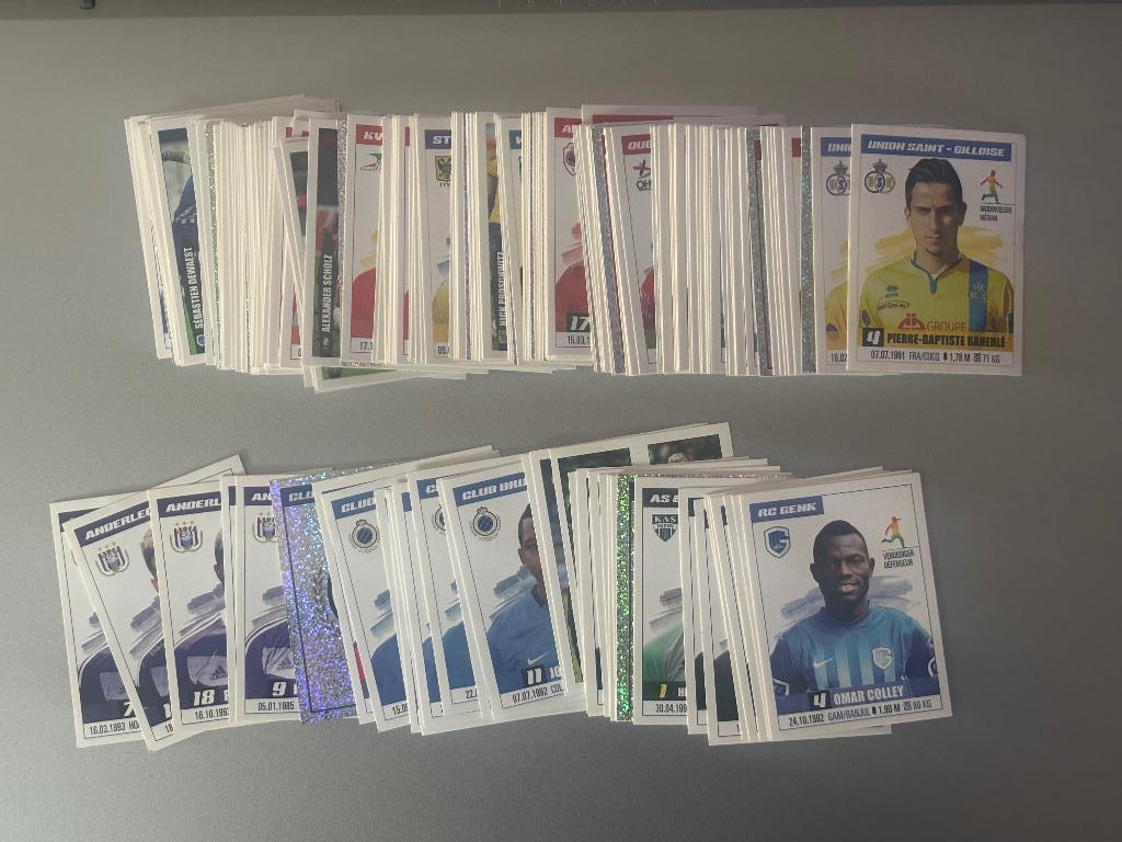 Panini Football Pro League 2017-200 stickers différentes, Verzamelen, Ophalen of Verzenden, Zo goed als nieuw, Poster, Plaatje of Sticker