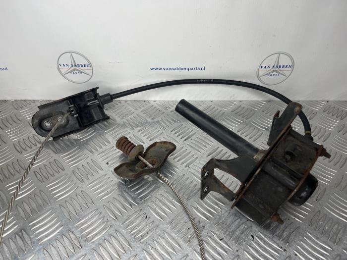 Mécanique de suspension roue de secours d'un Mercedes Vito, Autos : Pièces & Accessoires, -, 3 mois de garantie, Utilisé, -