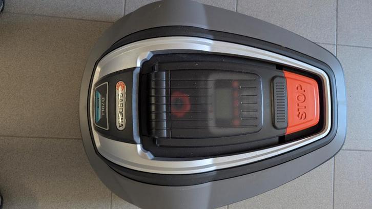 Robotmaaier Gardena R70Li, Tuin en Terras, Robotmaaiers, Zo goed als nieuw, Ophalen