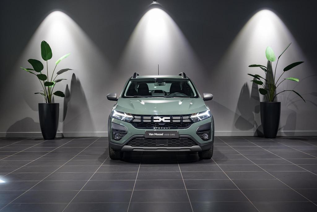 Dacia Sandero TCe 110 Stepway Expression CAMERA | CARPLAY |, Voorwielaandrijving, Stof, Gebruikt, 124 g/km