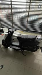 E line scooter, Fietsen en Brommers, Ophalen