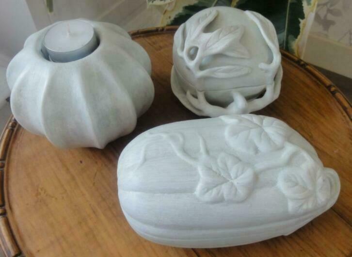 2 Lichtgroen gepimpte schaaltjes en kandelaar, OUDE LOOK, Ophalen of Verzenden, -, -, -