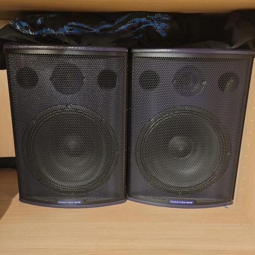 Funktion one F101 pair wow!!, Audio, Tv en Foto, Luidsprekerboxen, Zo goed als nieuw, Front, Rear of Stereo speakers, 120 watt of meer