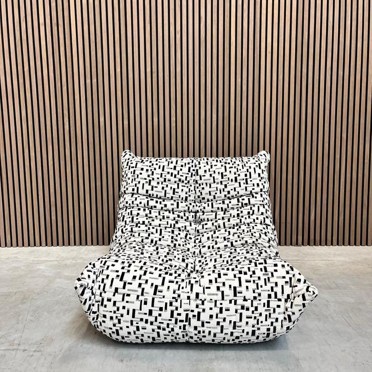 Ligne Roset Togo - Dima Reglisse, Antiek en Kunst, Antiek | Meubels | Stoelen en Sofa's, Ophalen of Verzenden