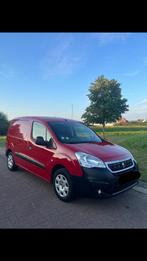 Partenaire Peugeot, Autos, Rouge, Euro 5, Achat, Boîte manuelle