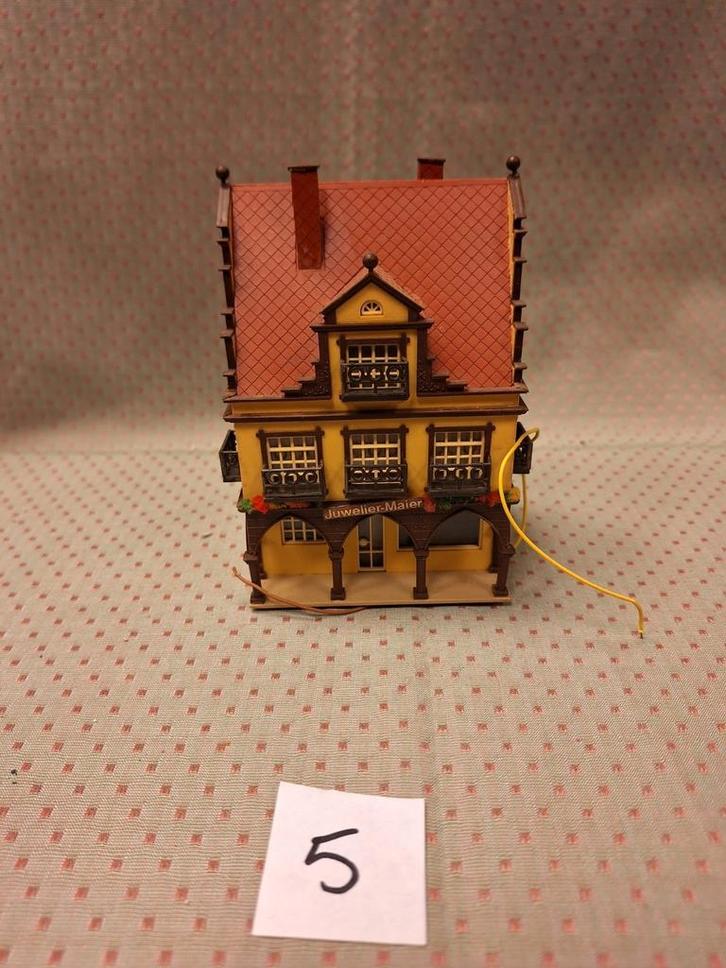 Faller huis! Modern groot en met lamp!, Hobby en Vrije tijd, Modeltreinen | H0, Zo goed als nieuw, Ophalen of Verzenden