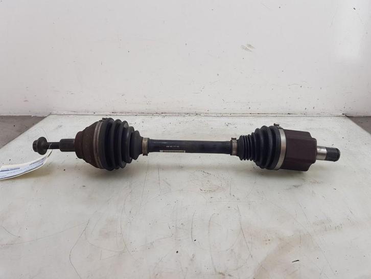 AANDRIJFAS LINKS VOOR Volkswagen Tiguan (AD1), Auto-onderdelen, Remmen en Aandrijving, Volkswagen, Gebruikt
