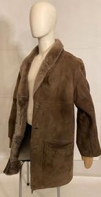 Manteau en mouton retourné en bon état. Taille L., Enlèvement ou Envoi, Porté, Taille 52/54 (L)