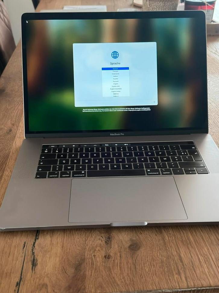 MacBook Pro 15-inch  2.6GHz i7 (2018), Computers en Software, Apple Macbooks, Zo goed als nieuw, MacBook Pro, 15 inch, 2 tot 3 Ghz