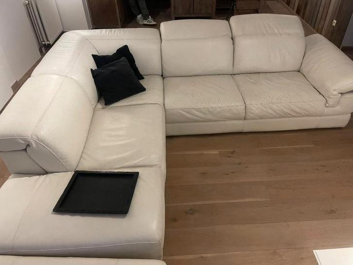 Grote leren hoekzetel met poef, Maison & Meubles, Canapés | Coins salons complets, Utilisé, Cuir, Enlèvement