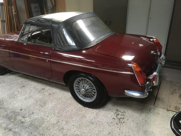 Zoek te koop MGB 1964/1972 om te restaureren ., Auto's, Oldtimers, Particulier, Ophalen