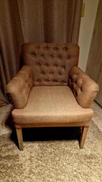 Tom Collins fauteuil, Enlèvement