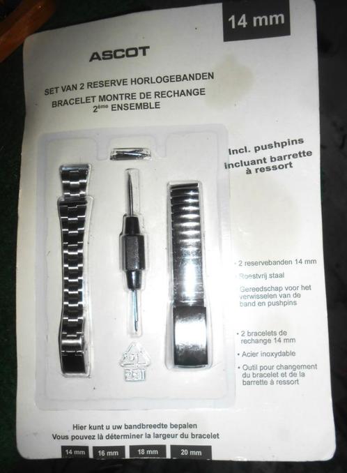 Set van 2 horlogebandjes, Handtassen en Accessoires, Armbanden, Nieuw, Staal, Zilver, Ophalen of Verzenden