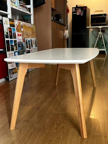Salontafel beschikbaar voor biedingen