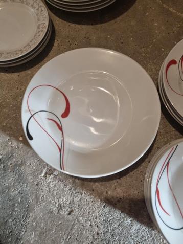 Servies beschikbaar voor biedingen