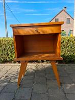 VINTAGE nachtkastje. Jaren 60, 70. Goede conditie, Huis en Inrichting, Ophalen, Gebruikt